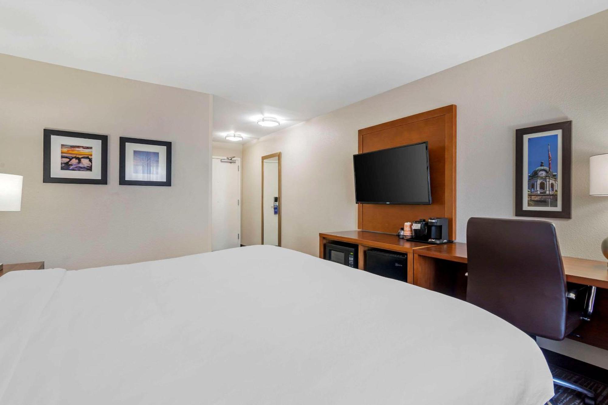 Comfort Inn & Suites Brunswick Ngoại thất bức ảnh